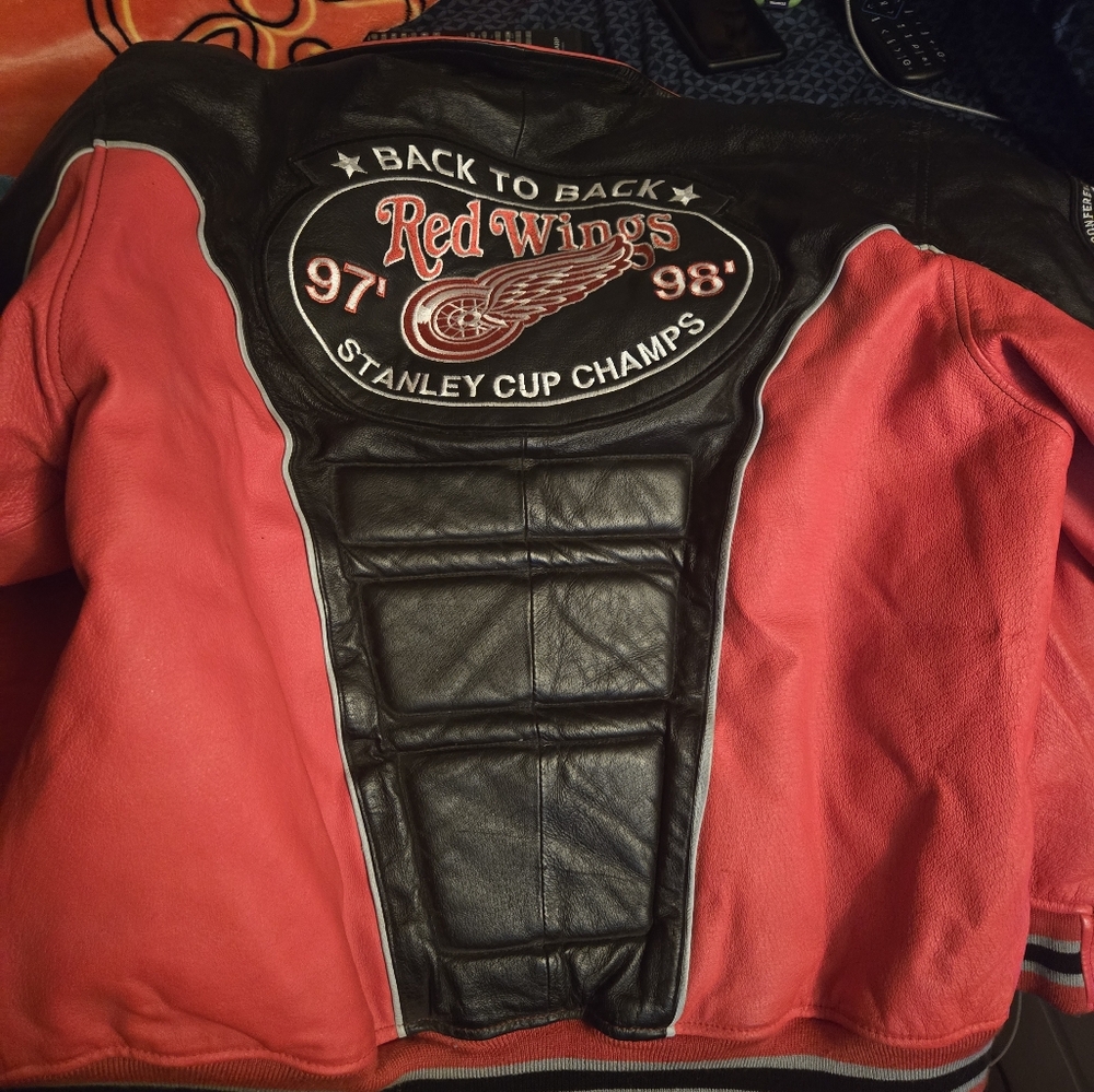 Motorcycle jacket